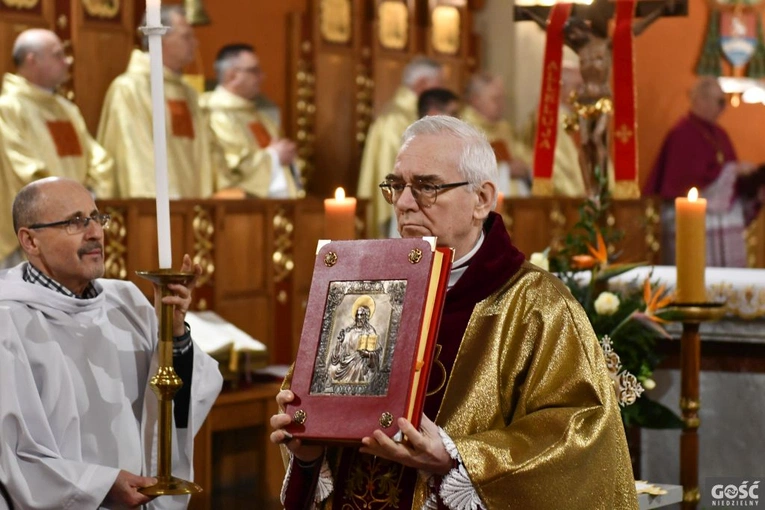 Instalacja nowych kanoników gremialnych w Zielonogórskiej Kapitule Kolegiackiej