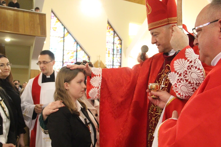 Tarnów. Bierzmowanie w Miłosierdziu Bożym