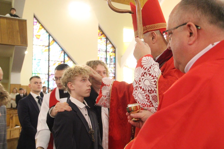 Tarnów. Bierzmowanie w Miłosierdziu Bożym