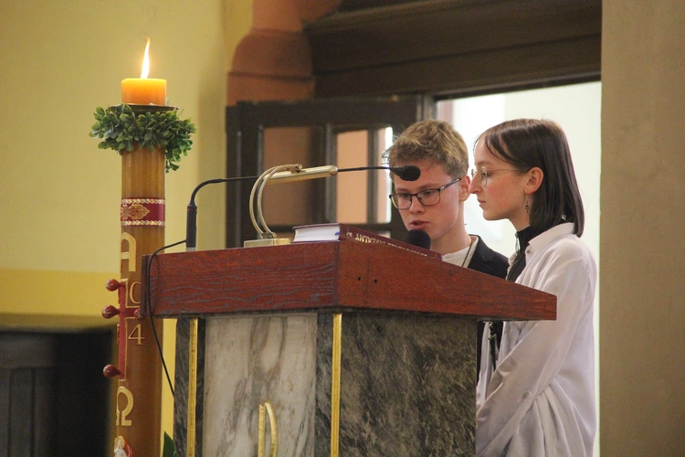 Tarnów. Bierzmowanie u misjonarzy