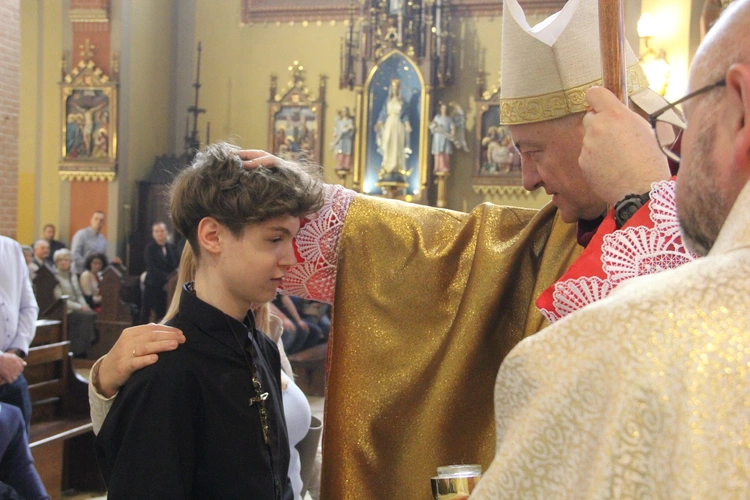 Tarnów. Bierzmowanie u misjonarzy