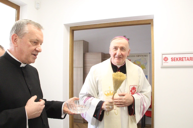 Tarnów. Poświęcenie nowej siedziby Caritas