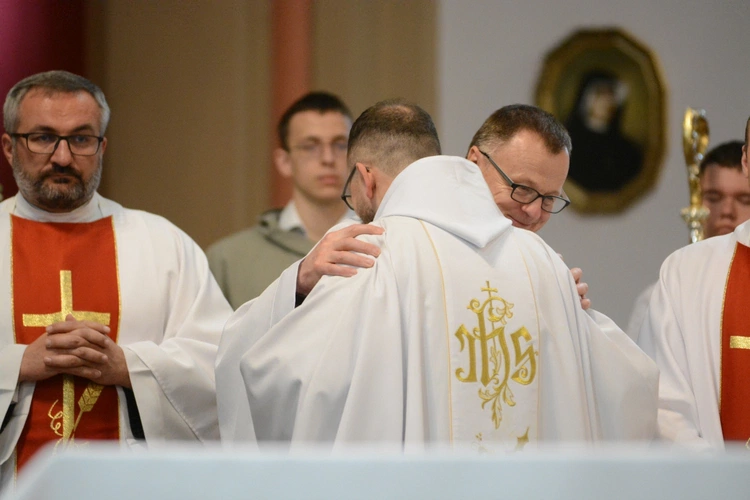 Święcenia kapłańskie u franciszkanów