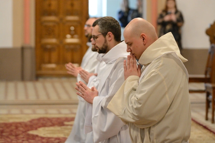 Święcenia kapłańskie u franciszkanów