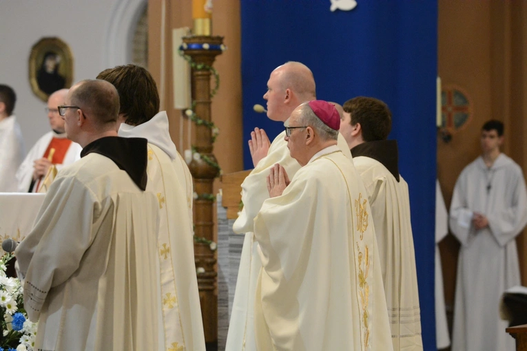 Święcenia kapłańskie u franciszkanów