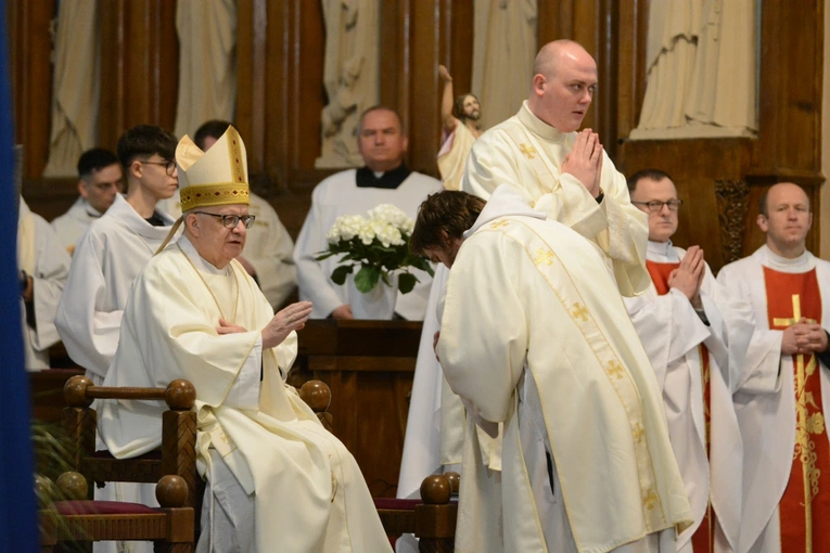 Święcenia kapłańskie u franciszkanów