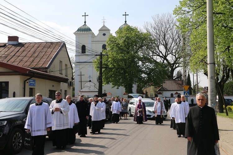 Wyszogród. Pogrzeb ks. kan. Zenona Glicnera (1939-2024)