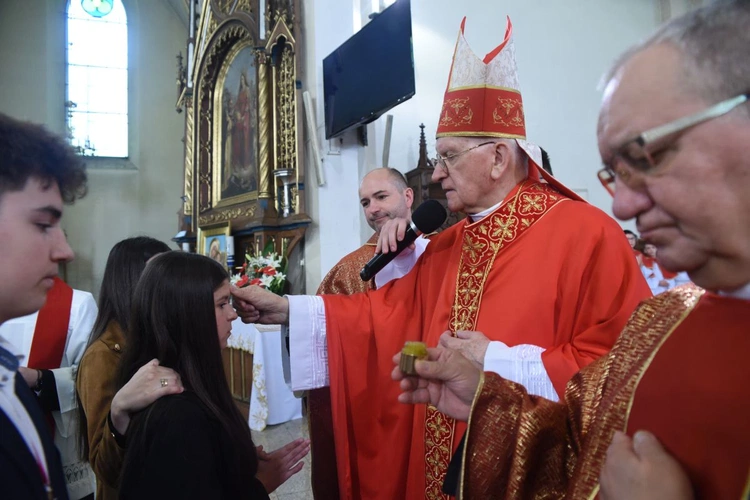 Bierzmowanie w Zasowie 2024