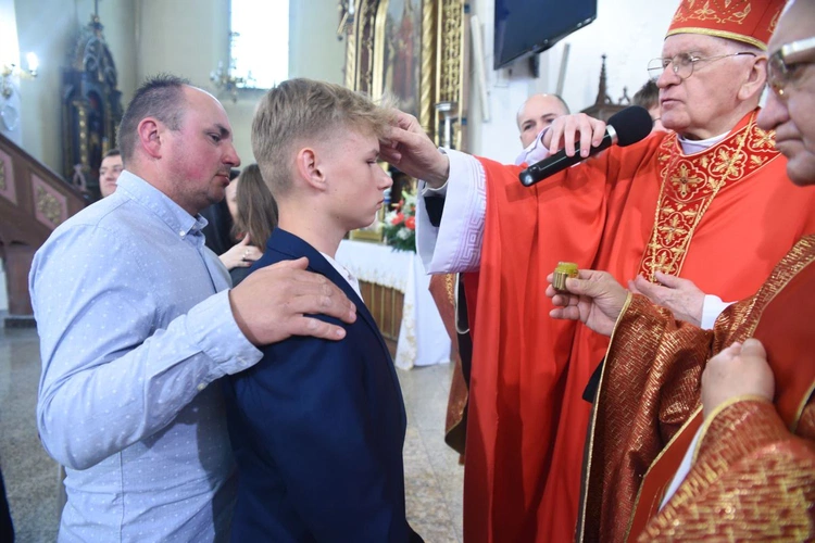 Bierzmowanie w Zasowie 2024