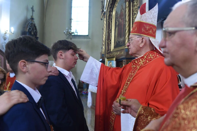 Bierzmowanie w Zasowie 2024