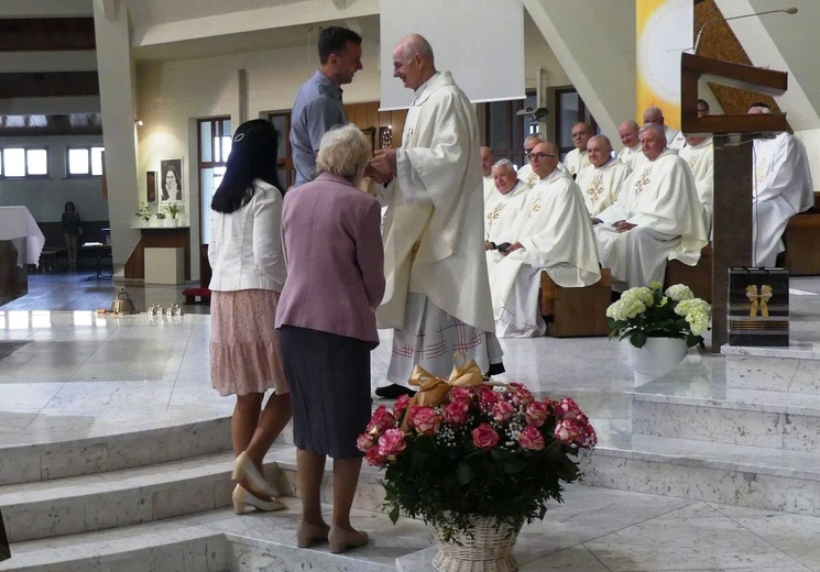 Złoty jubileusz kapłaństwa ks. prał. Stanisława Wawrzyńczyka z Aleksandrowic