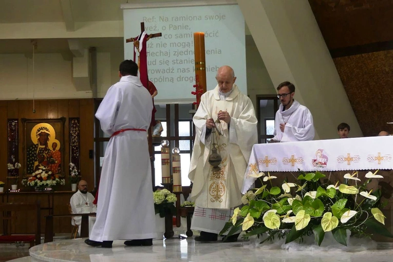 Złoty jubileusz kapłaństwa ks. prał. Stanisława Wawrzyńczyka z Aleksandrowic