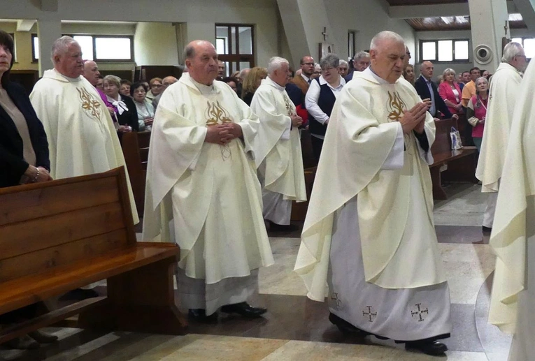 Złoty jubileusz kapłaństwa ks. prał. Stanisława Wawrzyńczyka z Aleksandrowic