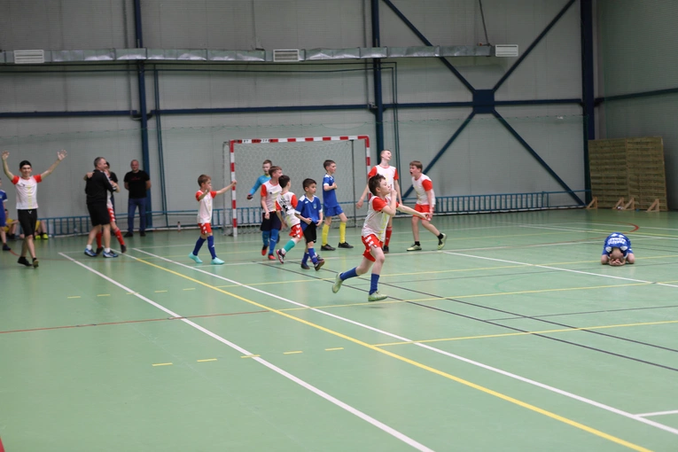 XX Grand Prix Diecezji Łowickiej LSO w Piłce Nożnej Halowej o Puchar Biskupa Administratora Apostolskiego Wojciecha T. Osiala