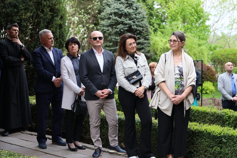 Prace prof. Wincentego Kućmy na wystawie w Sandomierzu