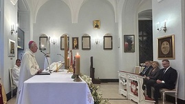 Relikwie św. Floriana i św. Jadwigi Królowej w prezydenckiej kaplicy