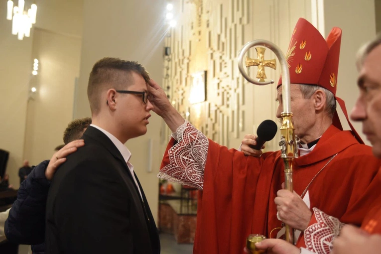 Bierzmowanie w parafii Ducha Świętego w Mielcu 2024