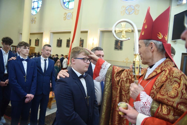Bierzmowanie w Trzcianie k. Mielca 2024
