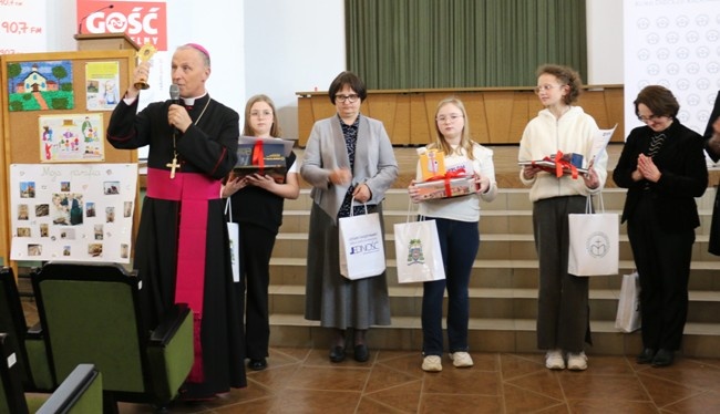 Finał konkursu wiedzy religijnej dla uczniów klas IV-VI