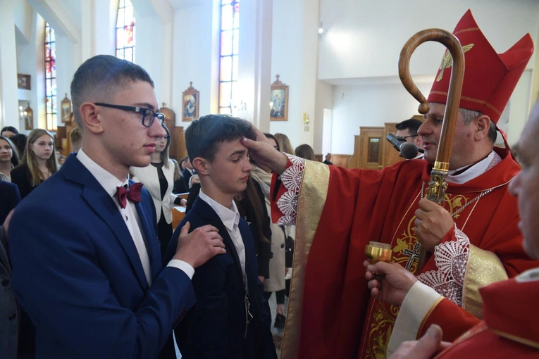 Bierzmowanie w Mielcu-Rzochowie 2024