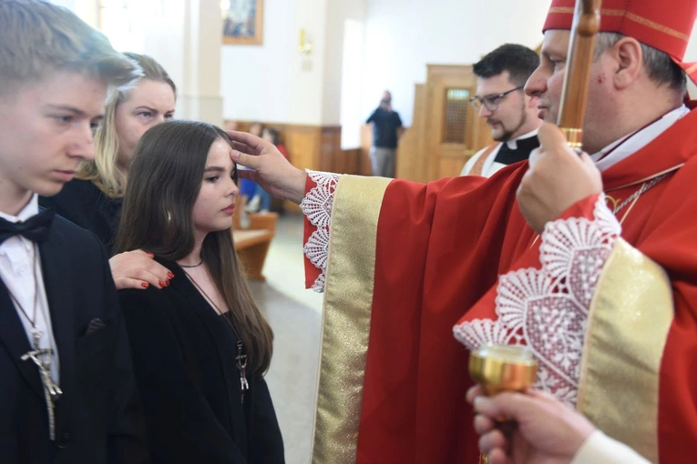 Bierzmowanie w Mielcu-Rzochowie 2024