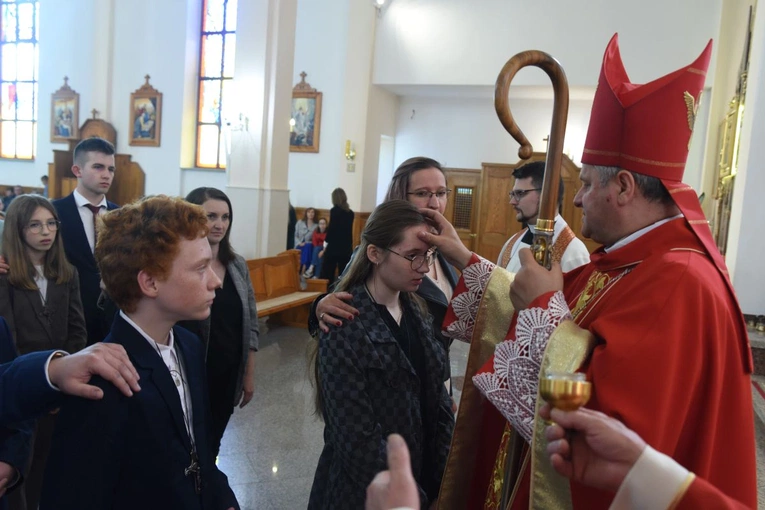 Bierzmowanie w Mielcu-Rzochowie 2024