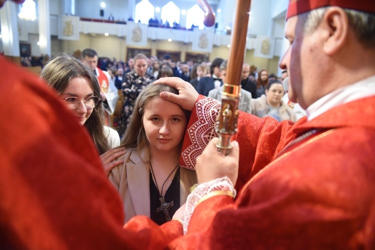 Bierzmowanie w parafii Trójcy Przenajświętszej w Mielcu 2024