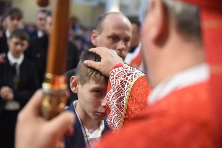 Bierzmowanie w parafii Trójcy Przenajświętszej w Mielcu 2024