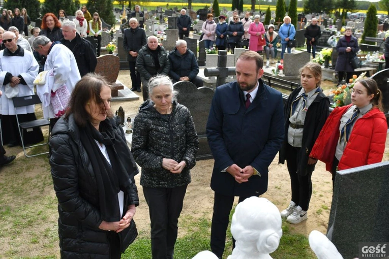 W Niegosławicach odsłonięto Pomnik Życia