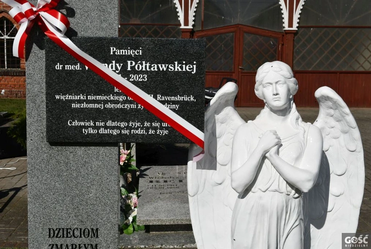 W Niegosławicach odsłonięto Pomnik Życia