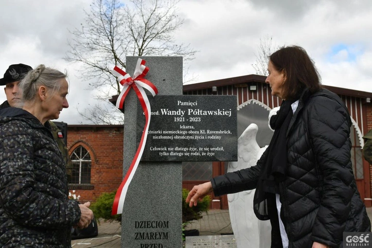 W Niegosławicach odsłonięto Pomnik Życia