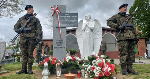 W Niegosławicach odsłonięto Pomnik Życia