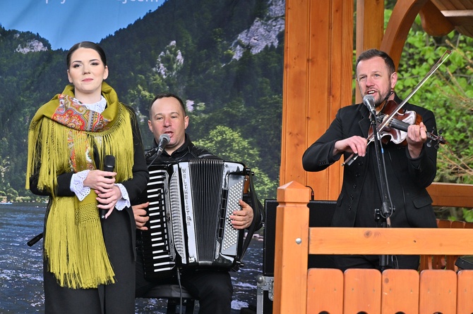 Początek sezonu flisackiego 