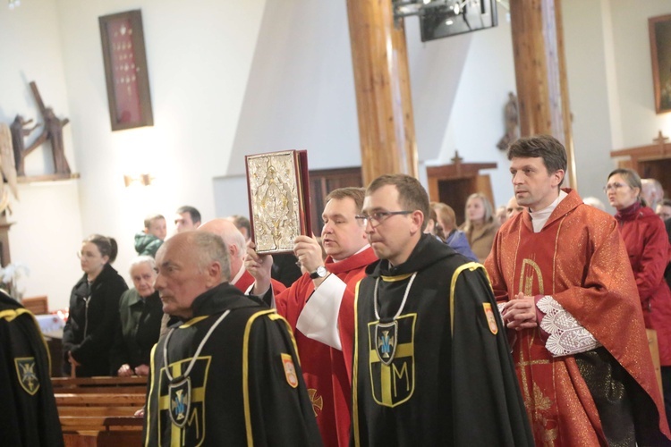 Rozpoczęcie peregrynacji obrazu bł. rodziny Ulmów w parafii Tęgoborze