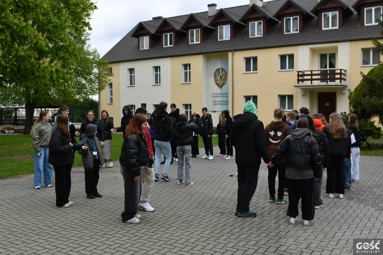 Rekolekcje dla młodzieży przygotowującej się do bierzmowania