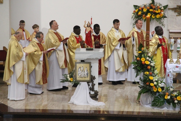 Męcina. Śluby wieczyste s. Magdaleny, misjonarki Afryki