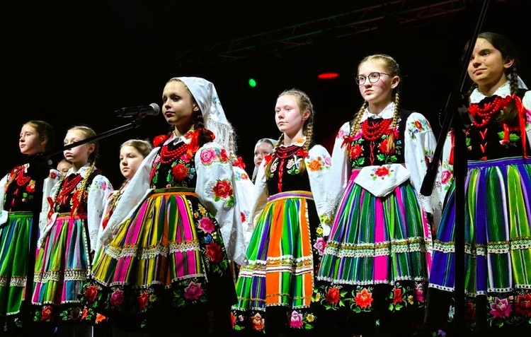 Koderki wstąpiły w hołdzie dla wybitnego malarza.