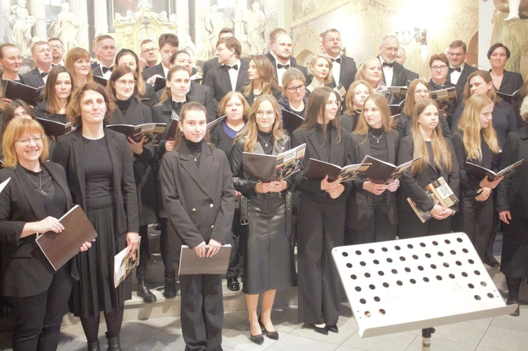 Koncert paschalny na zakończenie warsztatów muzyczno-liturgicznych w Głogówku