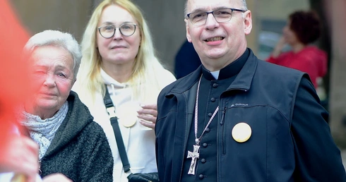 Proszę o nieustanną modlitwę