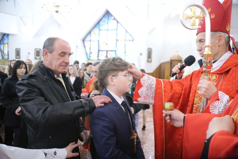 Bierzmowanie w Chomranicach 2024