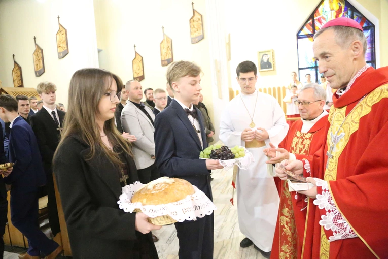 Bierzmowanie w Niskowej 2024