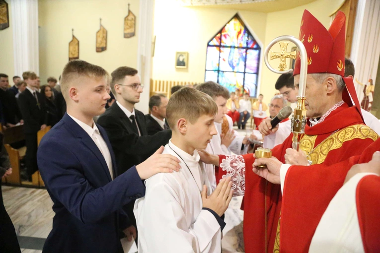 Bierzmowanie w Niskowej 2024