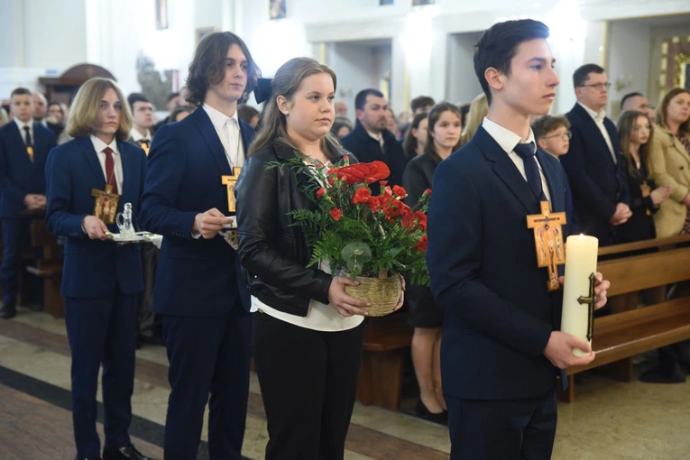 Bierzmowanie w Dąbrowie Tarnowskiej 2024