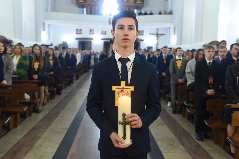 Bierzmowanie w Dąbrowie Tarnowskiej 2024