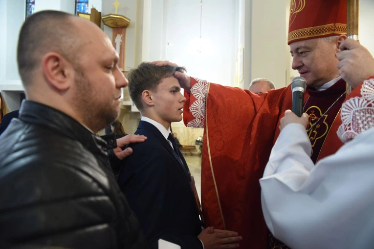 Bierzmowanie w Dąbrowie Tarnowskiej 2024