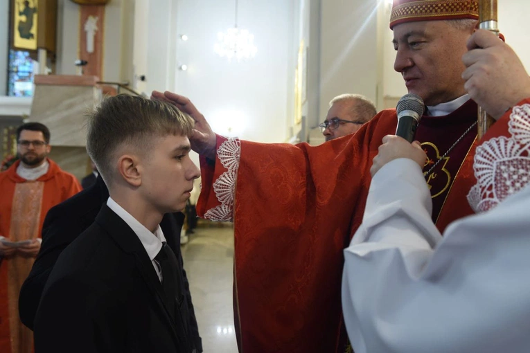 Bierzmowanie w Dąbrowie Tarnowskiej 2024