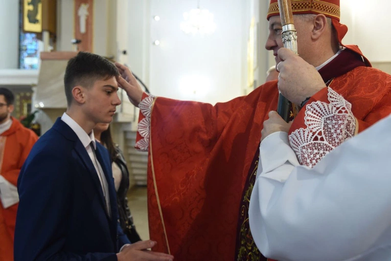 Bierzmowanie w Dąbrowie Tarnowskiej 2024