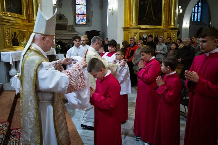 Katedra ma nowych ministrantów