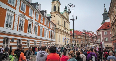 Kościół i klasztor paulinów przy ul. Długiej w Warszawie.