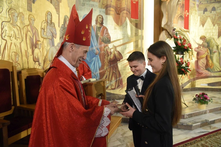 Bierzmowanie w parafii św. Heleny w Nowym Sączu 2024
